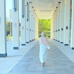 Meet your Posher, Nadia